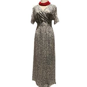 Fashion Size 1X White Print Dress